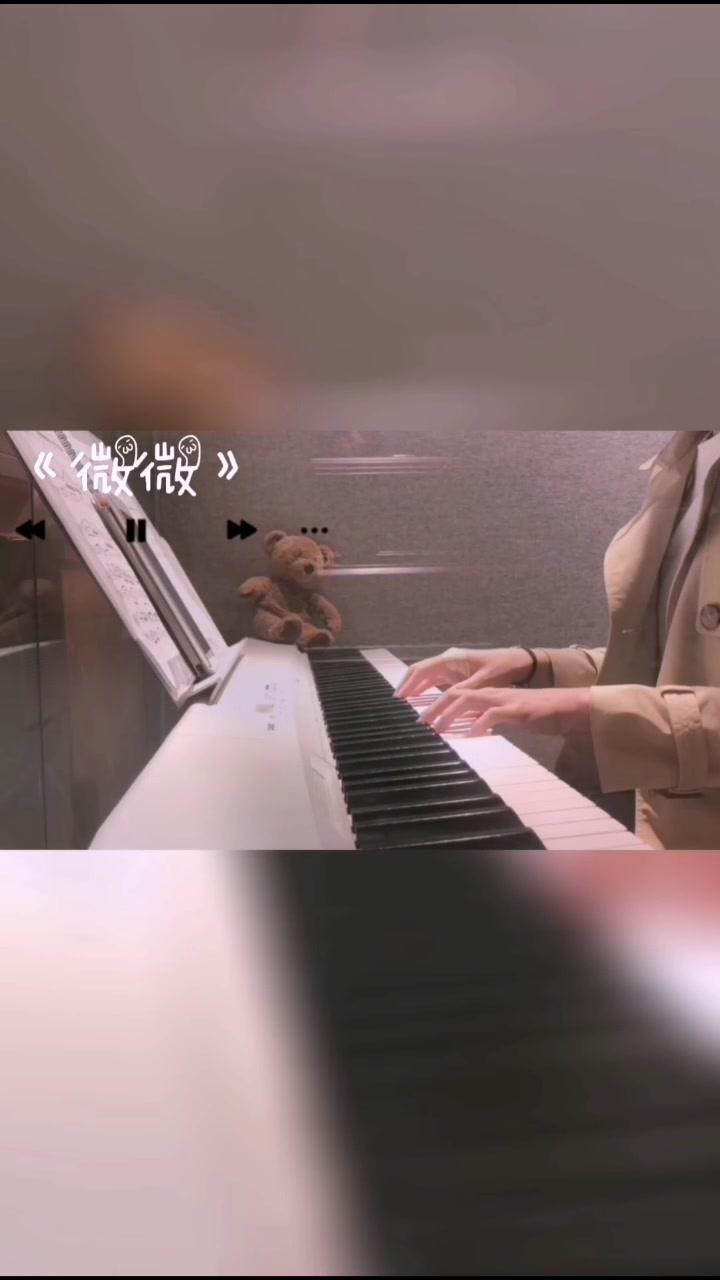 vlog我的日常 #微微 #钢琴 今日更新来啦~@抖音短视频