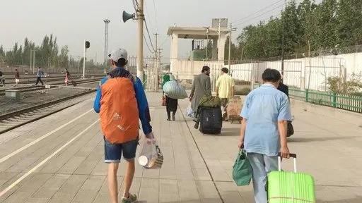 登山包与旅游背包区别,如何挑选适合自己的背包?