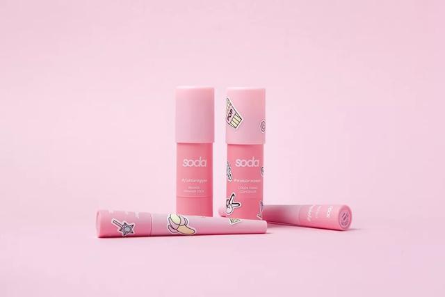 让小仙女们久等的化妆品包装，肯定惊艳到你！(图6)