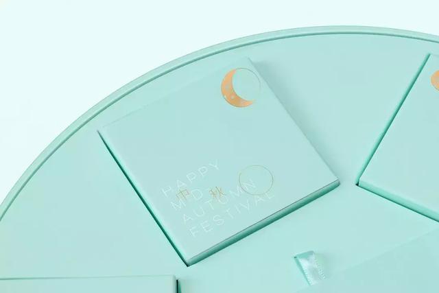 12+月饼礼盒的包装设计，颜值很高又赋有设计感(图44)
