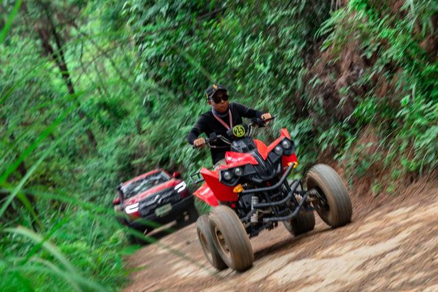 原厂即改装，硬核配置干趴一片SUV，南宁试驾长城炮越野皮卡