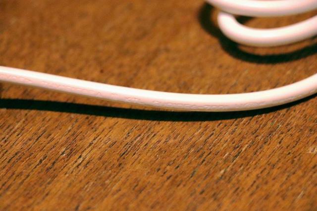 拒绝雨天湿鞋的烦恼，向物烘鞋器-零为你解困扰