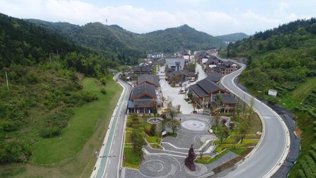 自驾游|重庆自驾游周边游推荐：武隆白马山旅游全攻略