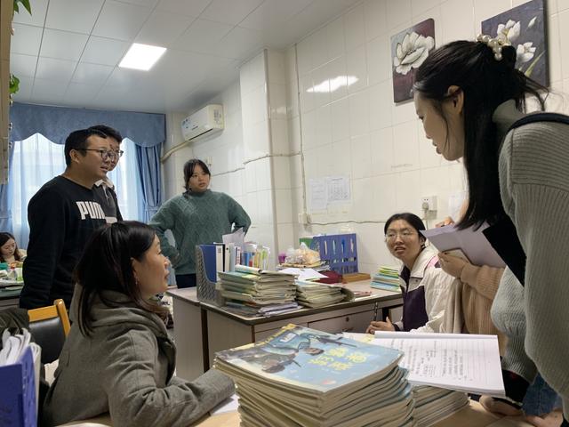 以研究促教学 促教学评一致——记实小东区代谢英数学工作室活动