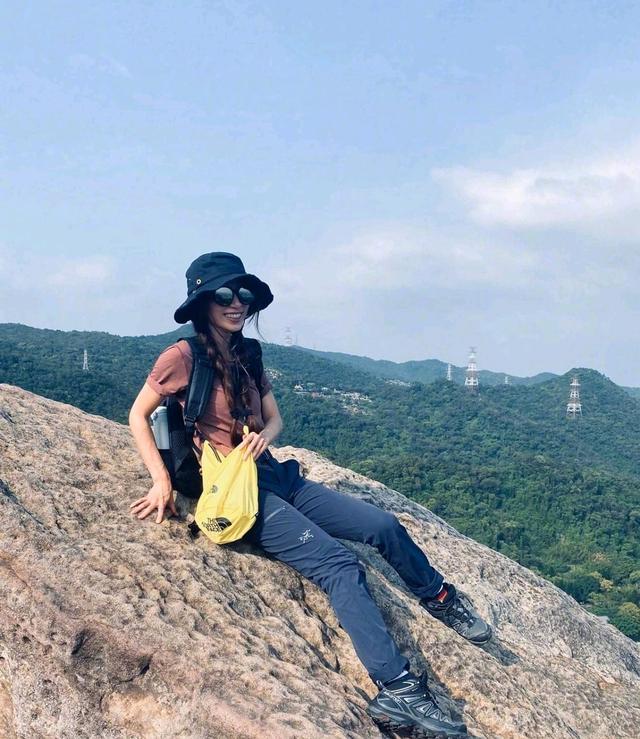 very holiday clothes