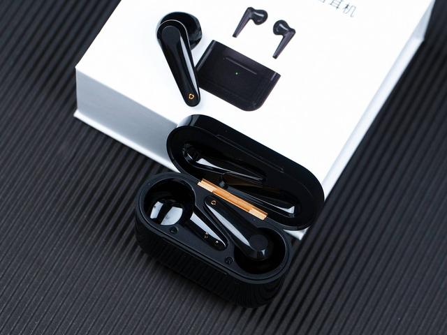 XISEM-ASN真无线蓝牙耳机，百元内值得入手的入门耳机