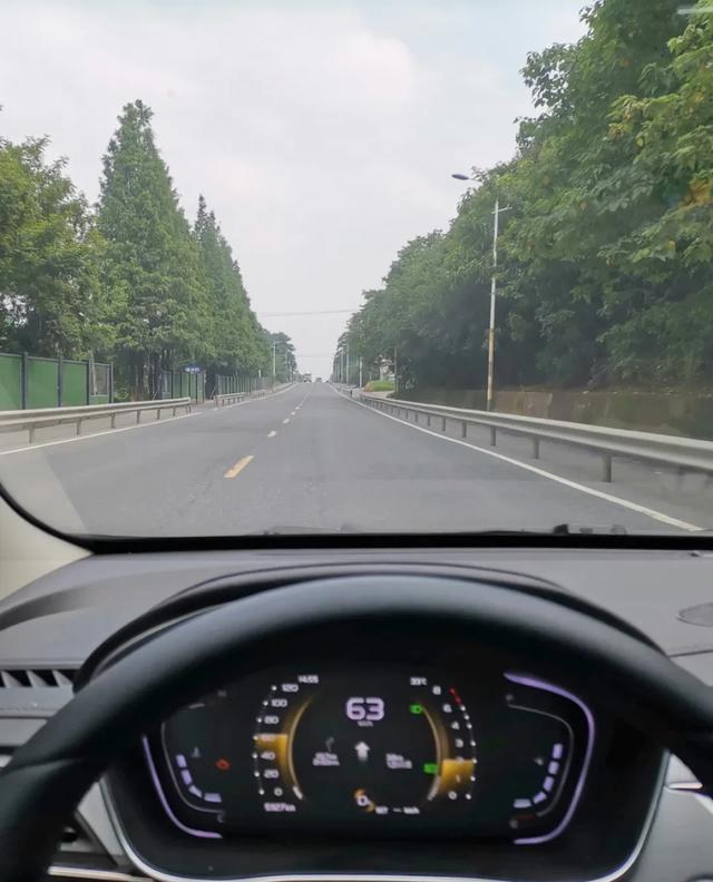 试吉利缤瑞1.0T+DCT：什么消费者会买这台车？