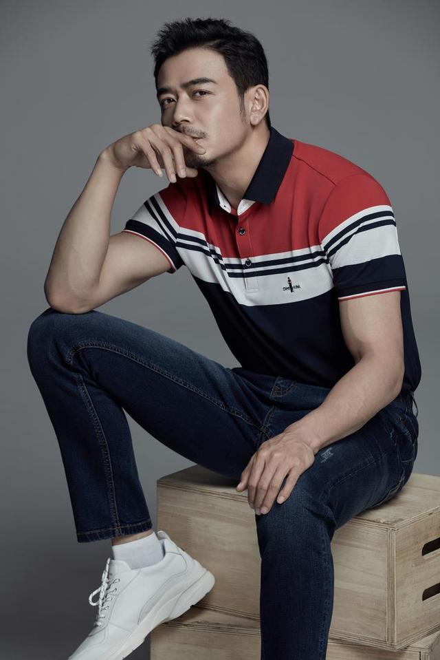 时尚界"王牌T恤"，比音勒芬POLO衫助你穿出成熟好气质