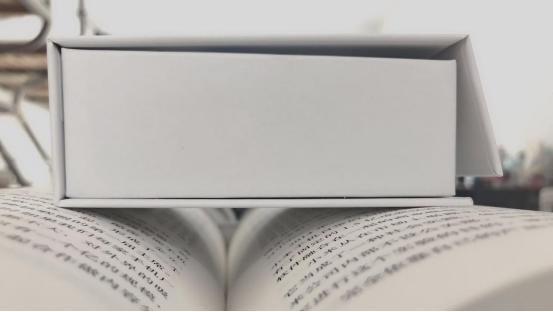 百元价位，颜值在线，连接稳定，极具性价比的XISEM 耳机