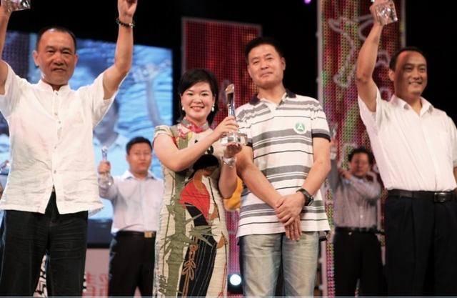 牵手环球旅行13年,自助行走128国,这对夫妻都经历了什么 牵手环球旅行13年,自助行走128国,这对夫妻都经历了什么