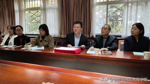 西安市黄河中学教育集团举行省、市、区三级三类“名师＋”研修共同体美术学科联合大教研活动！！