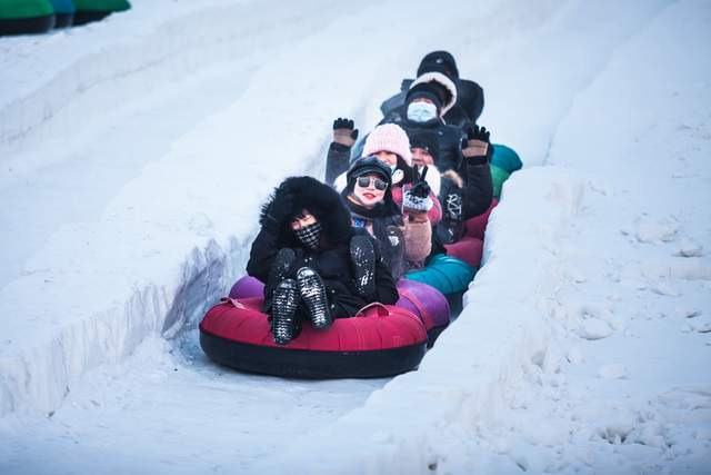 冬游杜尔伯特，一场冰火两重天的狂欢