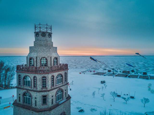 冬游杜尔伯特，一场冰火两重天的狂欢