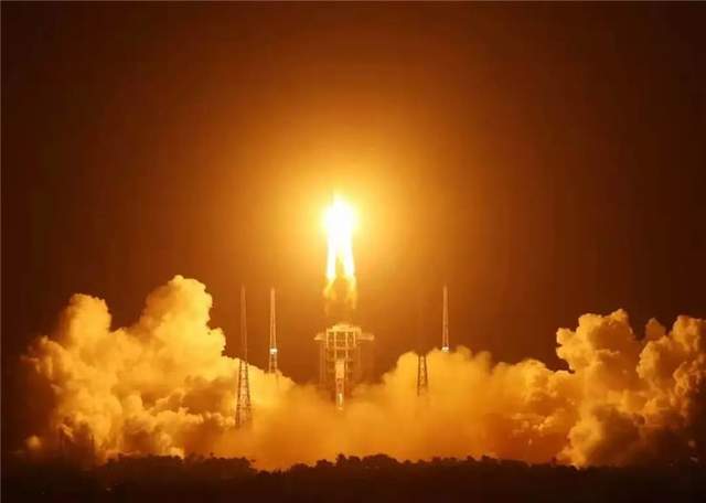 毕业自国防科大的周承钰：24岁成文昌发射场最年轻女指挥