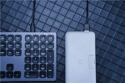 语音输入的键盘玩过没？键盘侠带你体验咪鼠智能语音键盘KB1