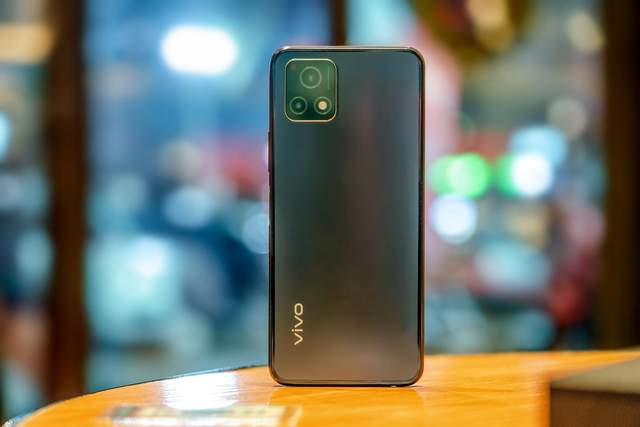 vivoy52s评测性能全面均衡适合年轻人的5g手机