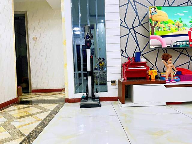 家庭清洁吸拖一机轻松搞定：洒拖F6吸拖一体机实测体验