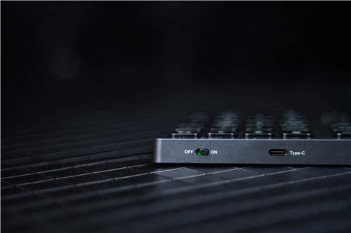 语音输入的键盘玩过没？键盘侠带你体验咪鼠智能语音键盘KB1