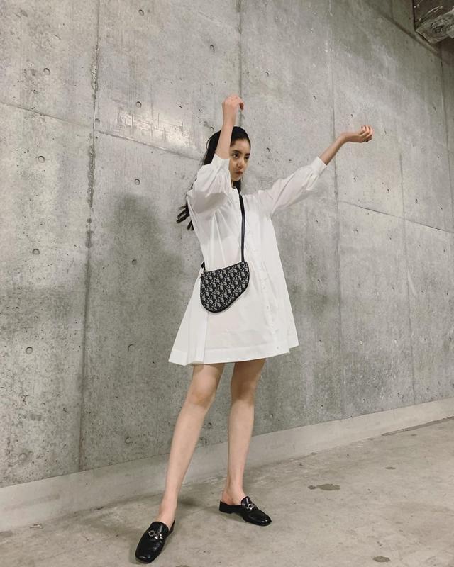 打败新垣结衣的日本神颜美少女，这大长腿有内味儿了…