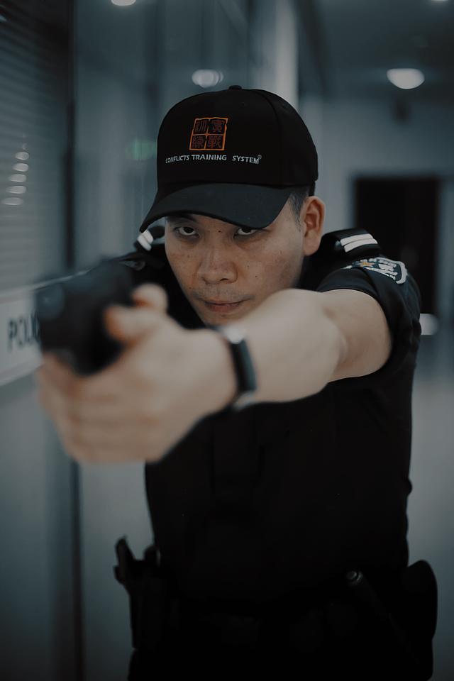 硬核|战时为警 训时为师 沙区警营里的超硬核“老师”