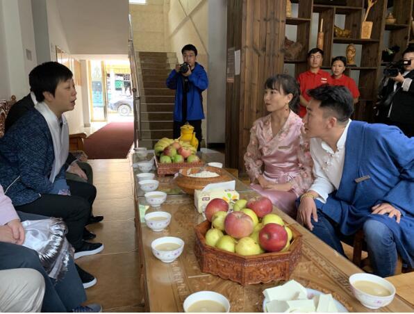 我们的时代 我们的小康 ——号百控股董事长李安民一行赴四川木里开展扶贫专题调研