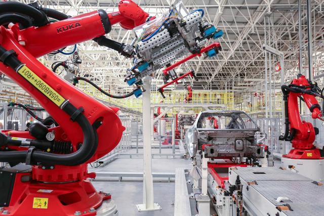 广告|零跑汽车朱江明：智能电动车潜力无限，零跑T03销量口碑良好