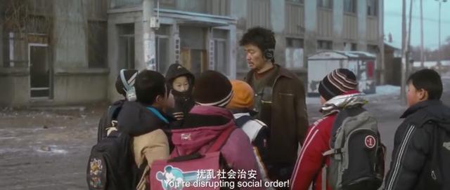 一个抽烟动作就值一个影帝，王宝强这部演技巅峰的作品绝了