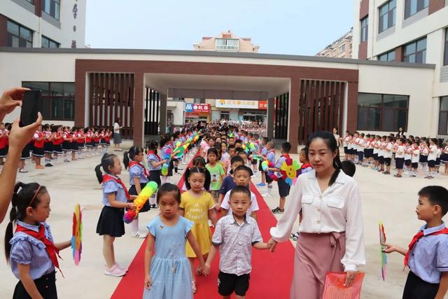 小学工人子女小学航天小学鲁峰小学龙口市市直第一幼儿园有没有萌化你