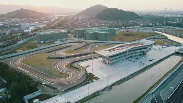 暑假出游解锁城市新玩法