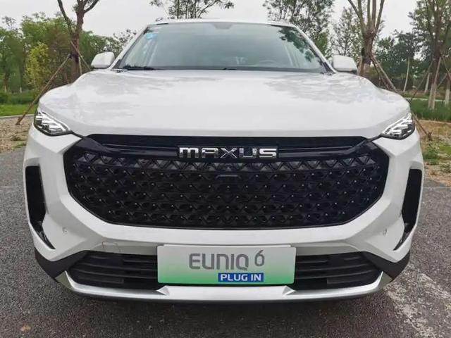 试驾上汽MAXUS EUNIQ插电混动SUV/MPV，谁更适合家用?