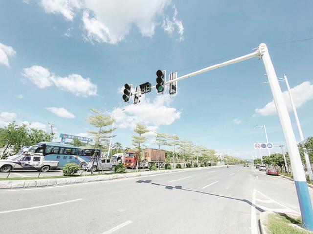 漳州高新区圆山大道Ⅲ标段于近日试通车