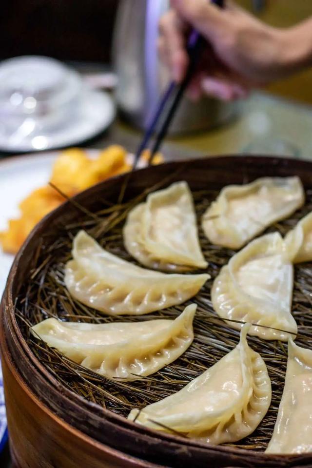 魅力881推荐美食松针蔡记蒸饺