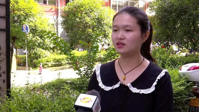 在宝宝和老人之间她选择了老人网友感叹