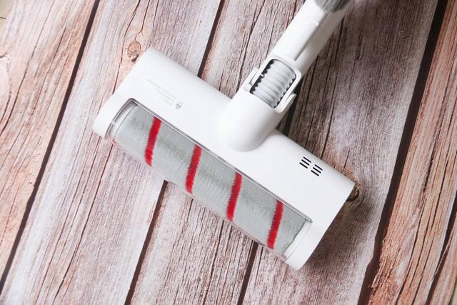 居家解放双手，不知吸尘器怎么选？大未全新轻量级吸尘器