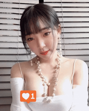 暴走Gif内涵美女动图第138弹:不是吧阿sir,这破路也能开车? 福利Gif-第3张