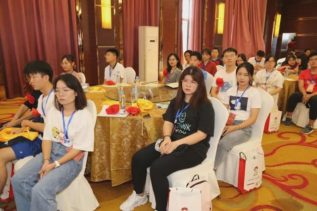 第六届河南省曾氏宗亲十大孝星暨奖学助学颁奖典礼成功举办(图24)