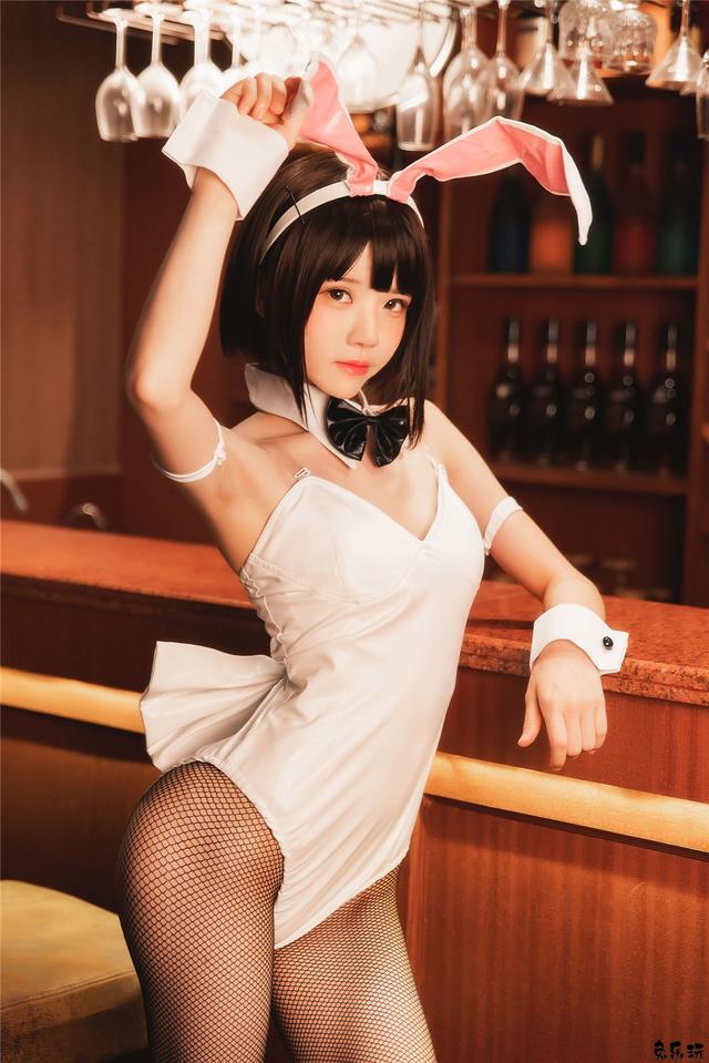 人气coser桜桃喵作品图包合集精选丨加藤惠·兔女郎