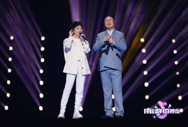 |舞台黑科技火爆刷屏，抖音美好奇妙夜释放多重IP价值