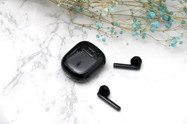 小巧精致，颜值之选，南卡Lite真无线通话降噪耳机