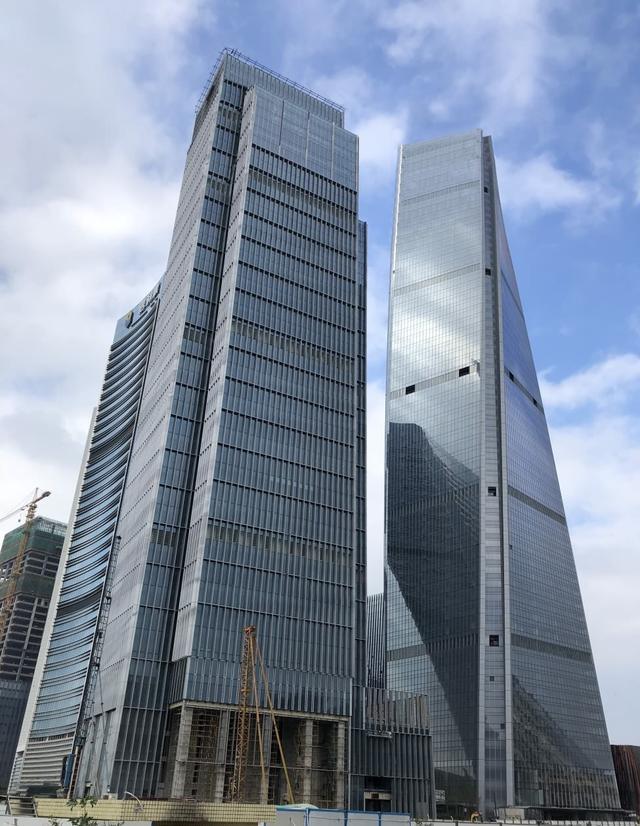 深圳前海新地标顺丰总部大厦耗资20亿高200米