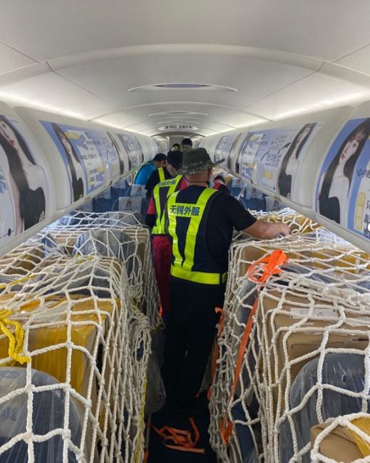 华夏航空 客改货|仅用时15小时 华夏航空“客改货”保障运输创下新记录