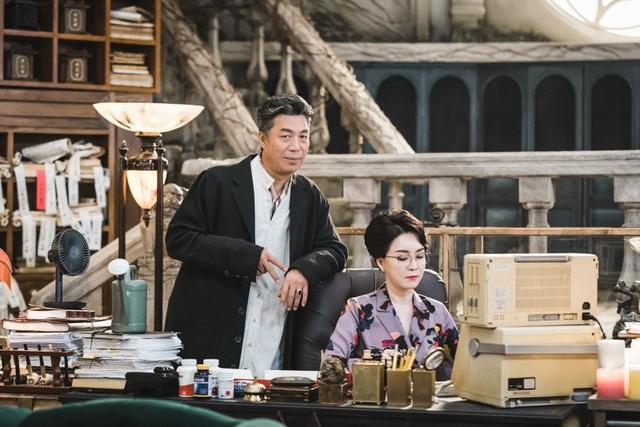 金正兰,安吉强饰演,另外还有饰演李砚忠臣兼兽医的九尾狐「九神主」的