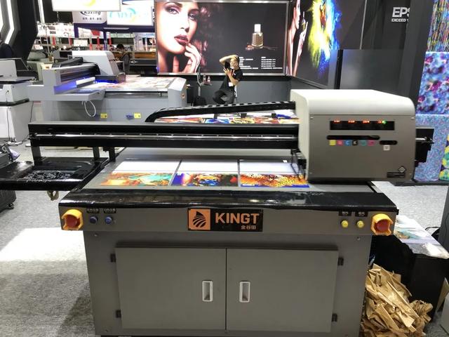 爱普生2020 SIGN CHINA上海广告展秀出真彩