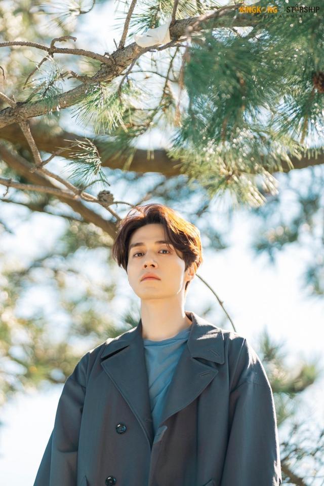 《九尾狐传》李栋旭花絮照大放出,这只狐妖可帅可萌