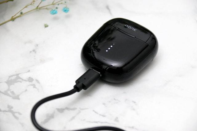 小巧精致，颜值之选，南卡Lite真无线通话降噪耳机