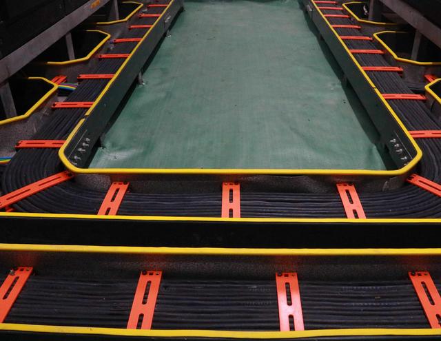 多家单位观摩中铁一局电务公司宁波轨道交通4号线机电项目