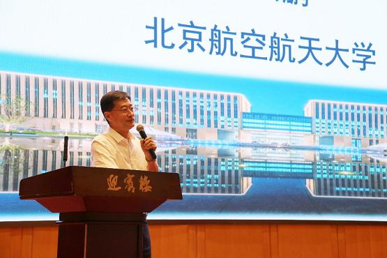 踏歌智行无人驾驶矿用卡车亮相TIAA首届自动驾驶技术应用成果演示大会