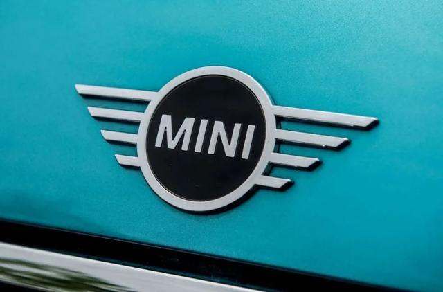 开过MINI CABRIO敞篷后，我的奔驰都不香了！