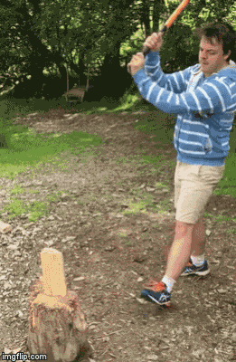 笑死人的动态图片：年纪轻轻就想玩死自己，佩服