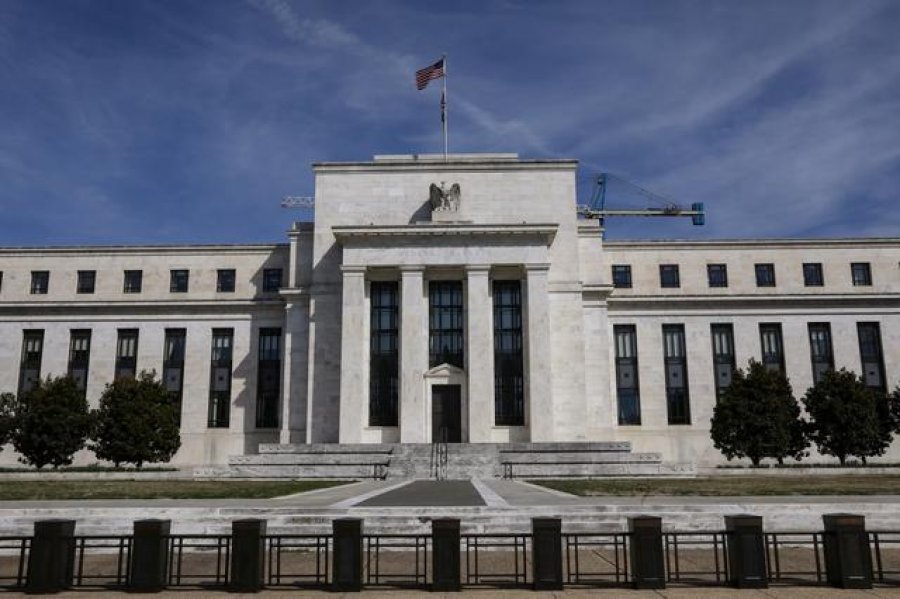 美联储会议纪录指维持资金宽松政策　美股涨跌互见